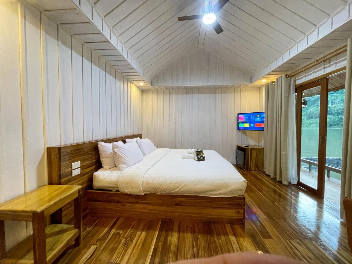 ホテル Nongkhiaw The Float House エクステリア 写真