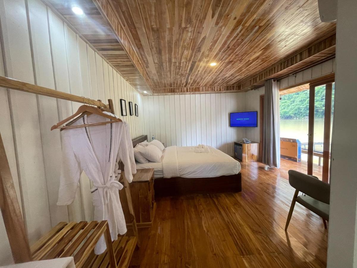 ホテル Nongkhiaw The Float House エクステリア 写真