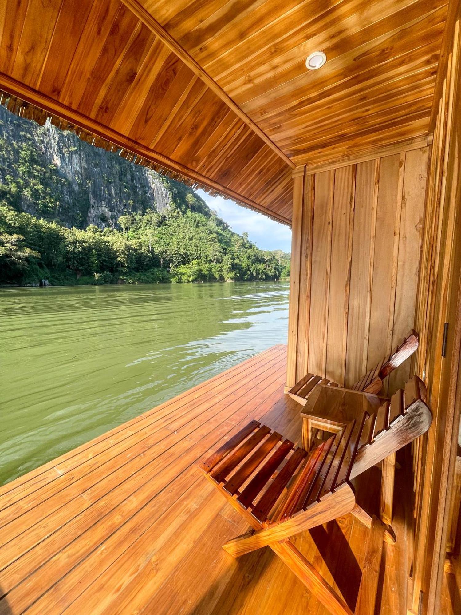 ホテル Nongkhiaw The Float House エクステリア 写真