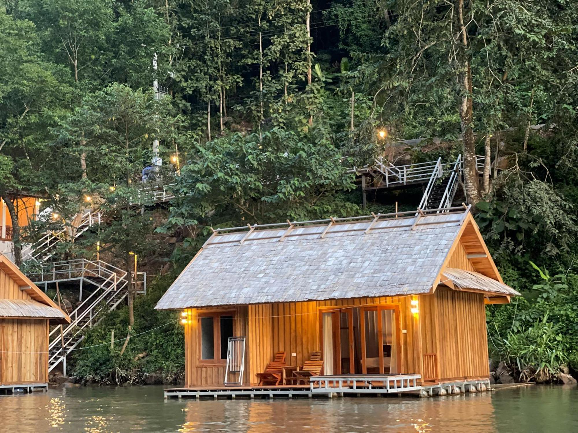 ホテル Nongkhiaw The Float House エクステリア 写真